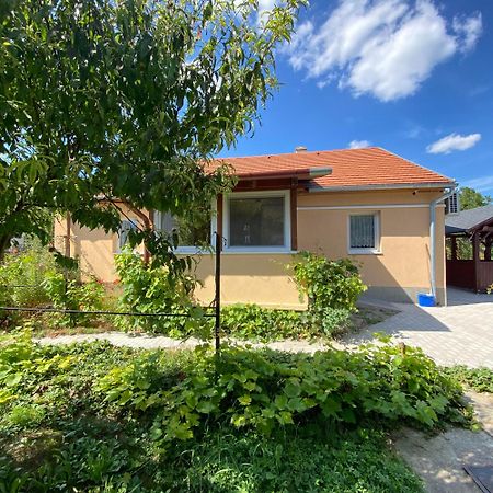 Apartamento Perla Vendeghaz Igal Exterior foto