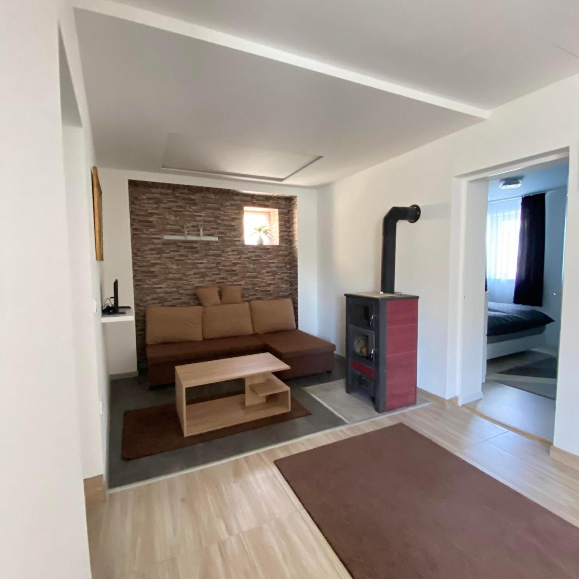 Apartamento Perla Vendeghaz Igal Exterior foto